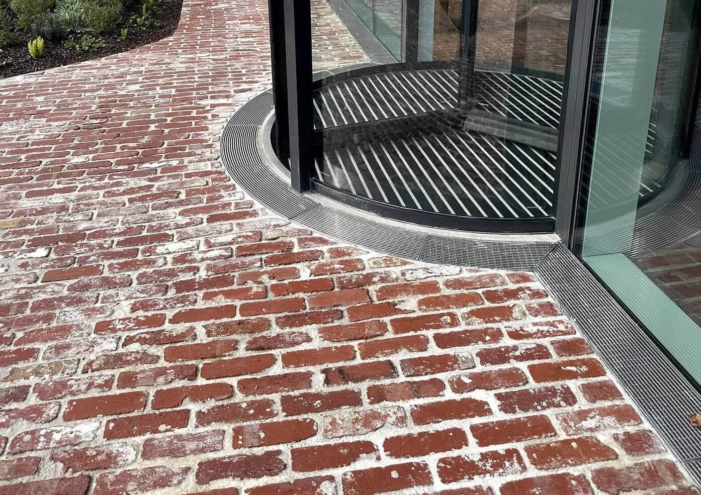 Curved Drain Retro Fit Threshold Caulfield Racecourse 01 1 2