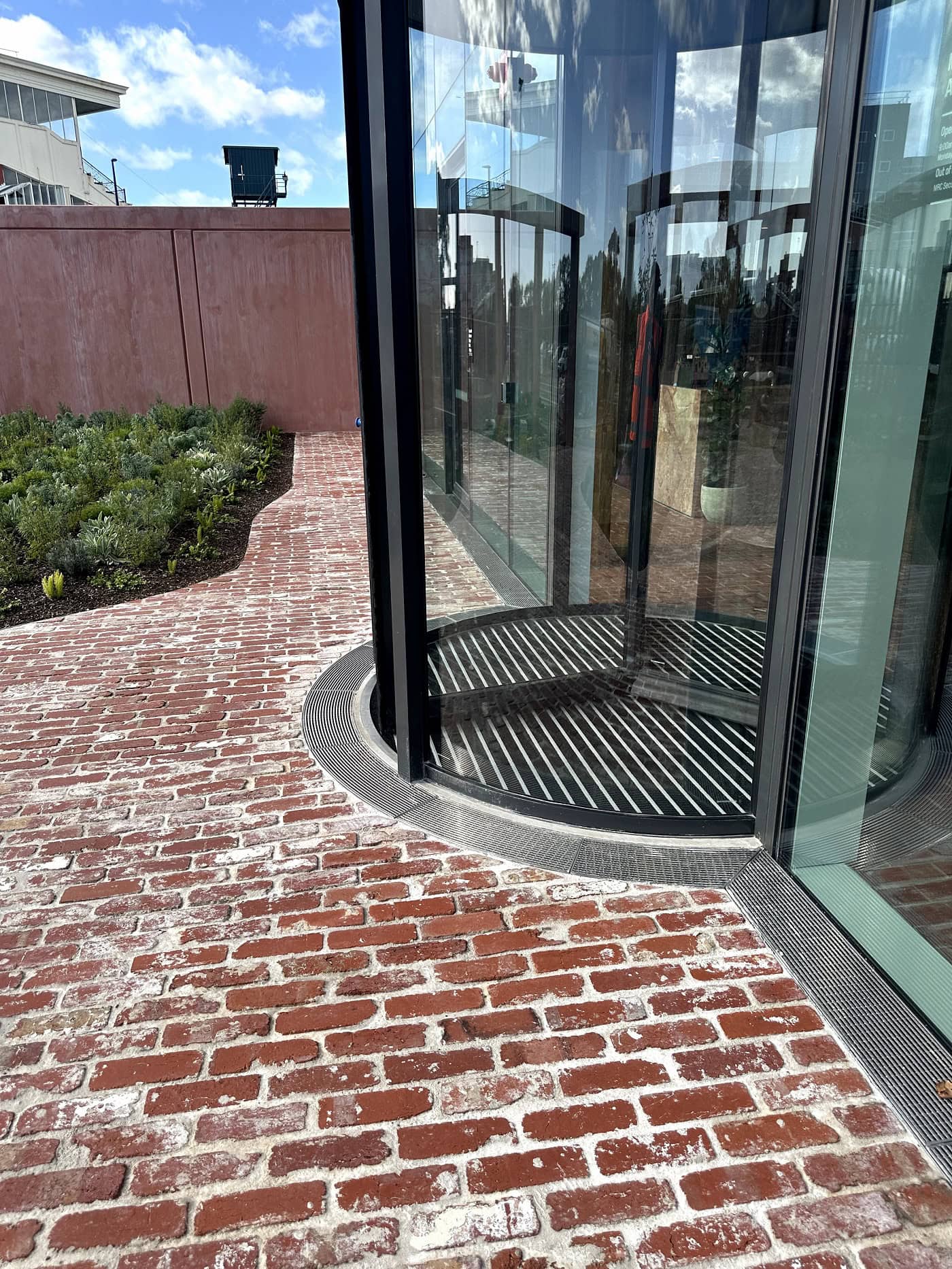 Curved Drain Retro Fit Threshold Caulfield Racecourse 01 1