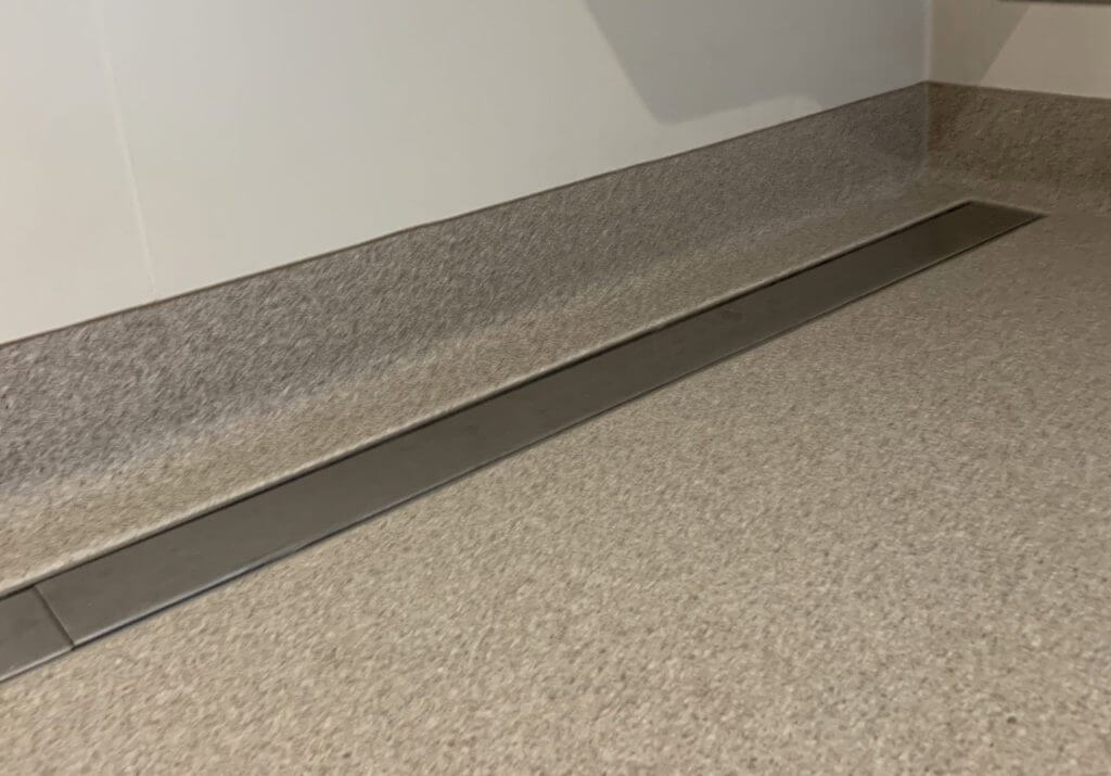 Healthcare Drain - Vinyl Clamp Drain - Charitas Christi Hospice 02 (1)